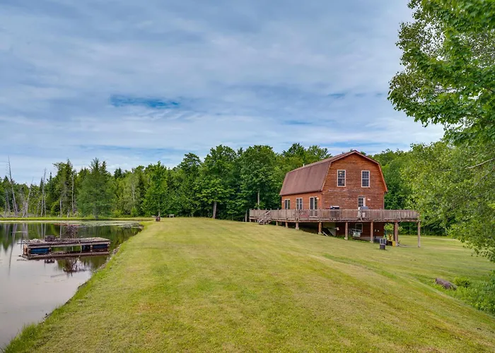 5 Mi To Jay Peak Resort: Cabin W/ Pond Access!